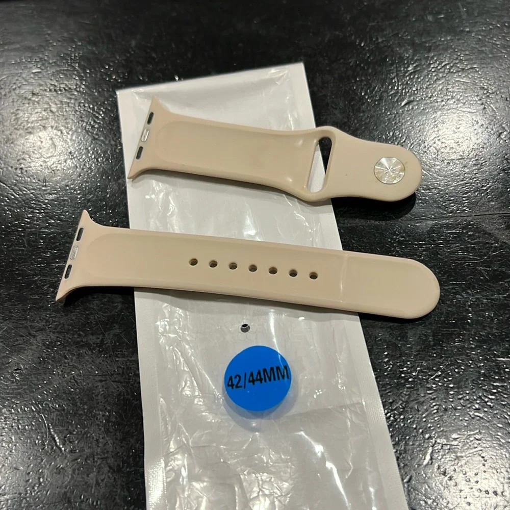 Beige Smartwatch Band to fit 42mm Apple case